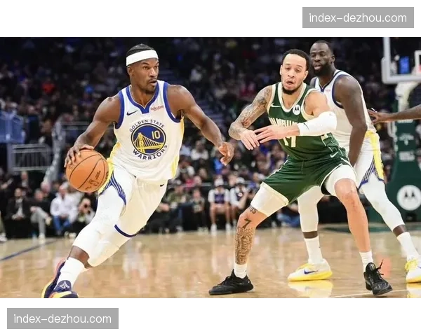 罗林斯高效贡献24分9助攻 雄鹿控卫正负值+33掌控节奏